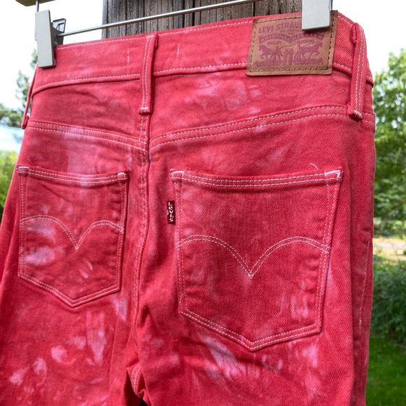 Levi Strauss Red Tye Dye Slimming Skinny Jeans Size US 27 - Picture 1 of 6